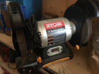 RYOBI GRINDER