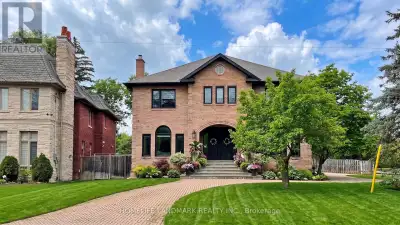 Exceptional fully renovated luxury home in prestigious Banbury-Don Mills on a prime 62 x 140 ft corn...