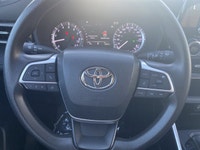 *Vehicle history form conveniently located in vehicle photos. AMVIC LICENSED DEALER ... Engine: Inte... (image 9)