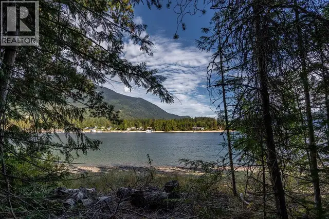 8275 East Procter Road Procter, British Columbia in Land for Sale in Nelson - Image 6