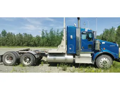 658,537km's, 14,950 hours, Cummins X15 565hp., 18 speed, new clutch, 20,000lb front axle with 16,000...
