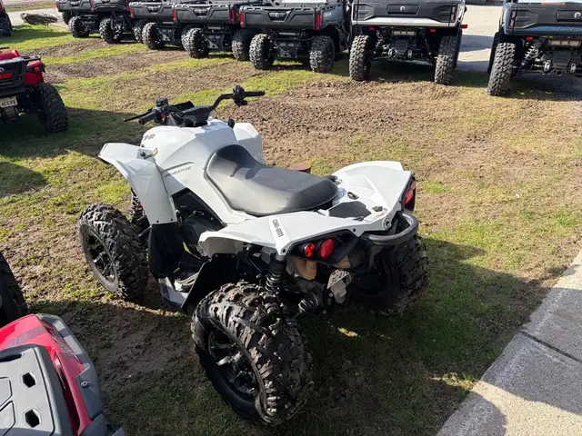 2023 Can-Am RENEGADE 650 4x4 in ATVs in Ottawa - Image 7