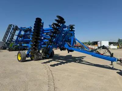 Landoll 20' Weatherproofer The Landoll Weatherproofer is multiple implements in one: Disc gangs to c...