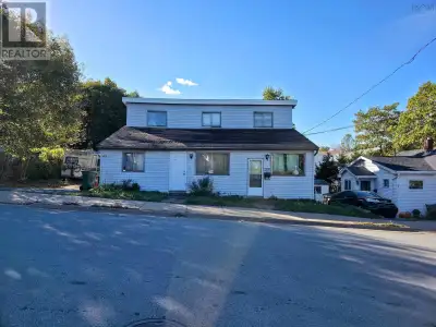DEVELOPER ALERT: PRIME R2 ZONED LAND WITH UNTAPPED POTENTIAL! Seize this exceptional development opp...