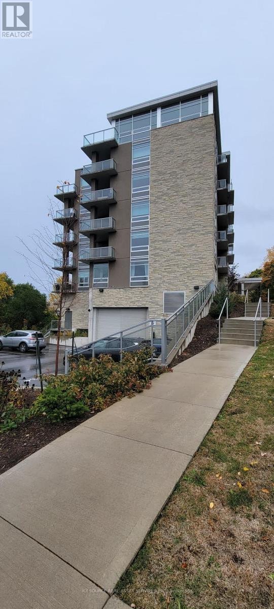 602 - 455 CHARLTON AVENUE E Hamilton (Stinson), Ontario 2