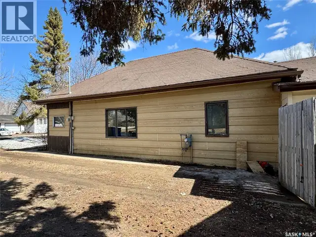 412 Gibson AVENUE Saltcoats, Saskatchewan in Houses for Sale in Regina - Image 8