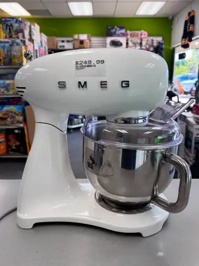 Smeg '50s Retro-Style Stand Mixer, View more