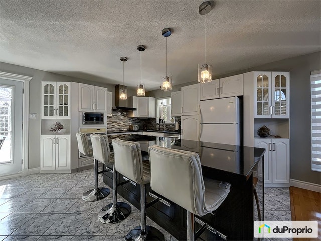 $534,500 - Intergenerational for sale in Chicoutimi (Chicoutimi) — photo 3