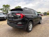 | Wireless Apple CarPlay and Wireless Android Auto | Heated Front Seats | Heated Power Mirrors | Dua... (image 4)