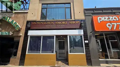 PRIME DOWNTOWN LOCATION FOR LEASE AND SALE! FRONTING ON TRAFFIC AREA! FEATURING A MAIN FLOOR COMMERC...