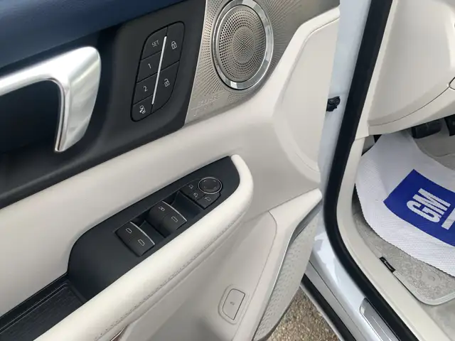2026 Buick Enclave Avenir in Cars & Trucks in Brandon - Image 27