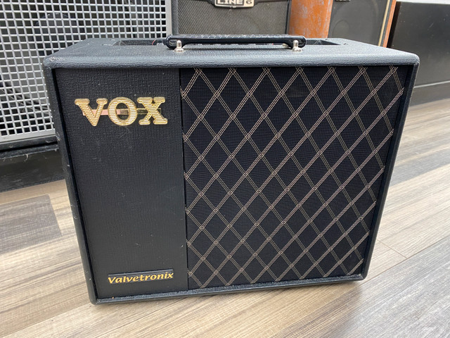 VOX VT40X Modeling Hybrid Combo Amplifier 40W in Amps & Pedals in City of Toronto