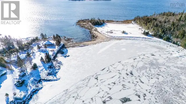 211 Sunset Drive Glen Haven, Nova Scotia in Houses for Sale in City of Halifax - Image 35