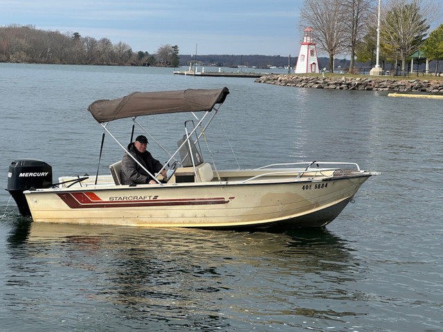 Pre-Owned Boats: Pontoons, bow riders, cuddy cabins, walkarounds in Powerboats & Motorboats in Kingston - Image 3