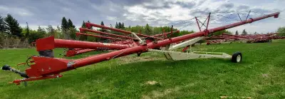 Book your Farm King Auger today to ensure timely delivery and your selection of options. Payment upo...