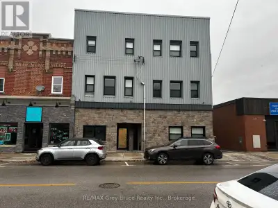 Cozy and bright bachelor apartment available in the heart of Chesley! This well-kept unit offers an...