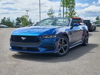 This Ford Mustang has a dependable Intercooled Turbo Premium Unleaded I-4 2.3 L/140 engine powering...