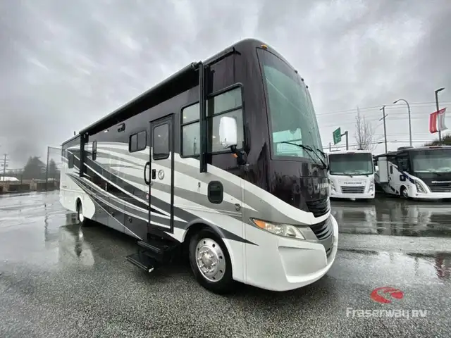 2017 Tiffin Motorhomes Allegro 36 LA in RVs & Motorhomes in Abbotsford - Image 37