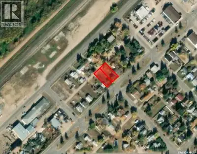 DOWNTOWN COMMERCIAL vacant lot with 100 ft frontage for sale in a great town of Nipawin, SK! Compris...