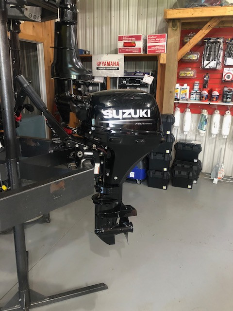2023 SUZUKI PORTABLE OUTBOARD NON CURRENT BLOWOUT! in Powerboats & Motorboats in London - Image 4