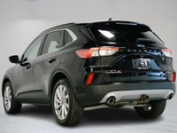 This 2021 Ford Escape Titanium is a local Ontario vehicle with a clean Carfax report, offering a per... (image 4)