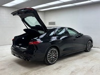 Save over $15,300 from new on this accident-free, low KM, locally owned 2025 Audi S5 Sportback that... (image 7)