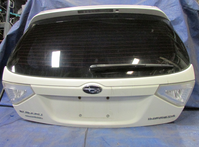 Subaru Impreza Tailgate Taillight Rear Bumper Door 2008-2011 in Auto Body Parts in Mississauga / Peel Region - Image 3