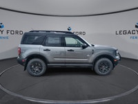 *Leather Seats, Heated Seats, SiriusXM, Apple CarPlay, Android Auto!* If you want true off-road rugg... (image 8)