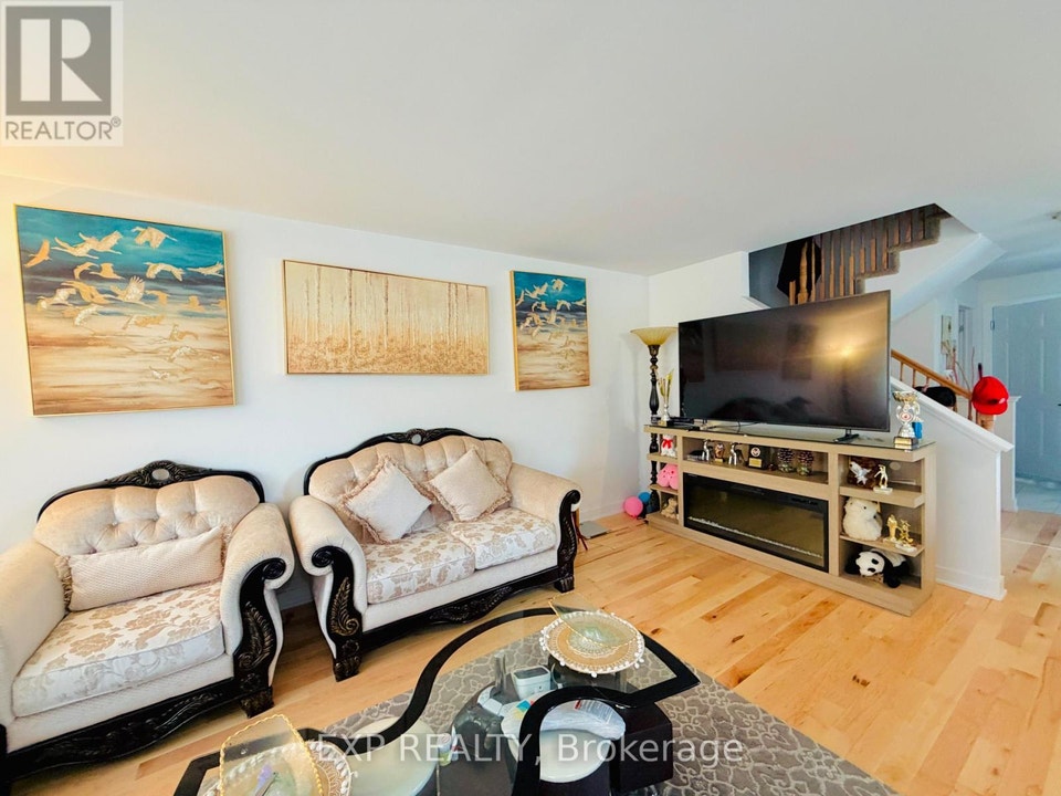 73 DARQUISE STREET Clarence-Rockland, Ontario 4