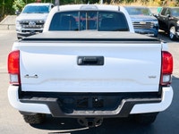 Pre-Owned 2020 Toyota Tacoma TRD Off-Road Double Cab 4x4 Proven Reliability, Trail-Ready Performance... (image 2)
