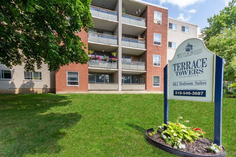 2 Bedroom Apartment in Guelph - Modern Upgrades , Ideal for 55+ | Long ...