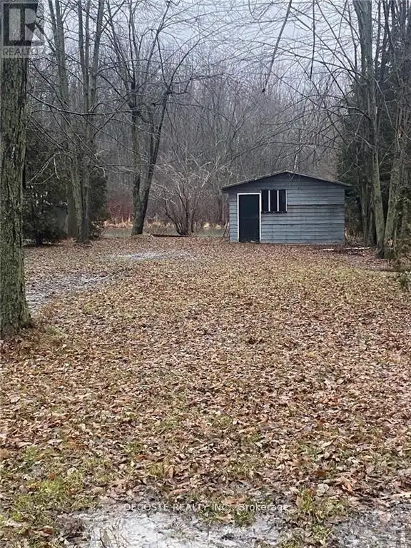 00 LILAC STREET South Glengarry, Ontario in Land for Sale in Ottawa - Image 3