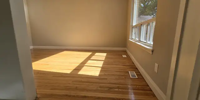 Spacious 3 bedroom + den townhouse $3,095/month in Long Term Rentals in City of Toronto - Image 3