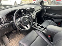 Keyless Ignition - Blindspot Monitoring - Heated & Ventilated Front Seats - Power Liftgate The 2020... (image 3)