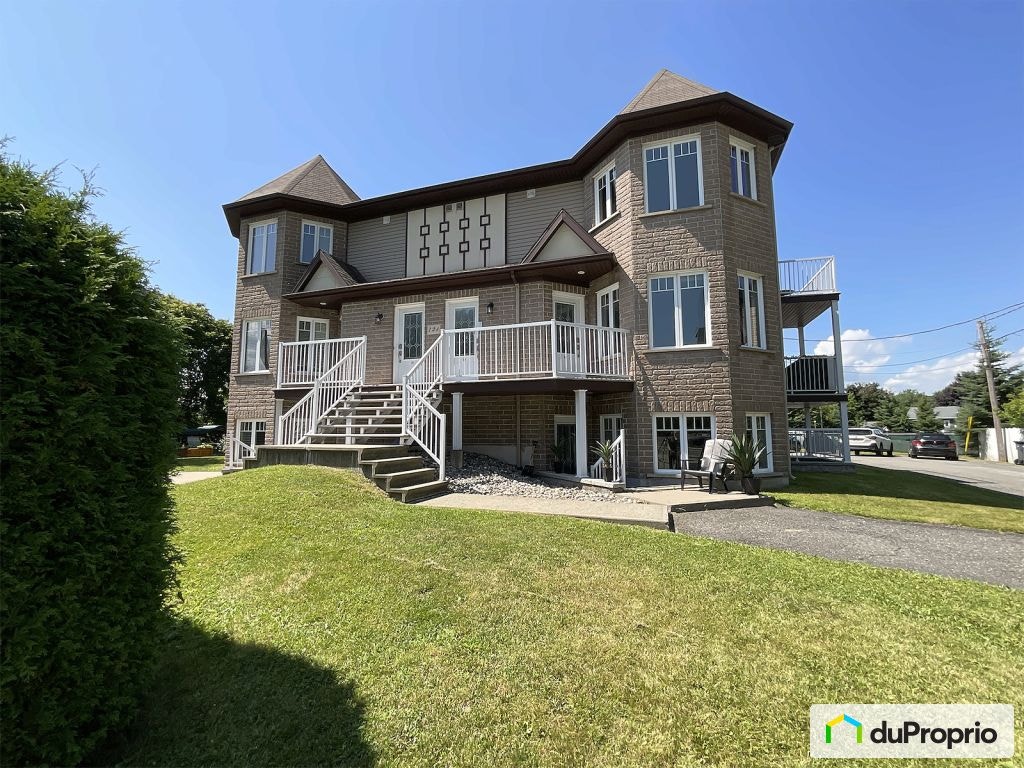 $285,000 - Condominium for sale in St-Nicolas — photo 1