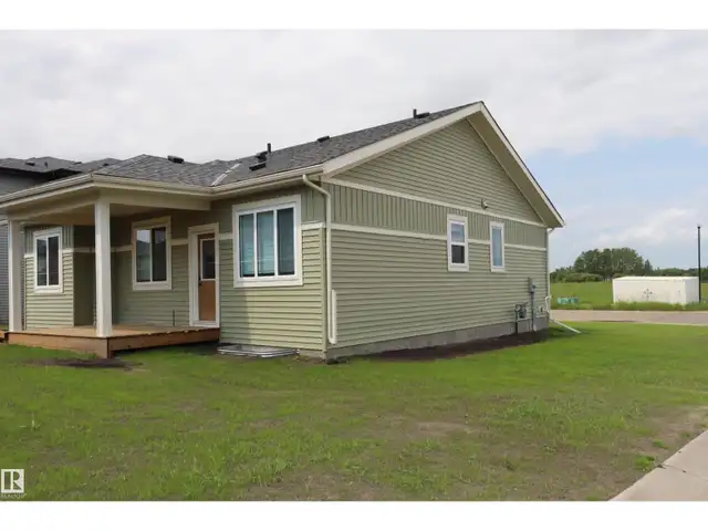 4301 Cedar Drive Wetaskiwin, Alberta in Houses for Sale in Edmonton - Image 10
