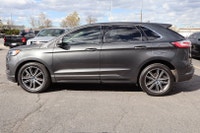 WELL MAINTAINED Experience Elevated Adventure: Ford Edge Titanium AWDin. Embark on a Journey of Supe... (image 3)