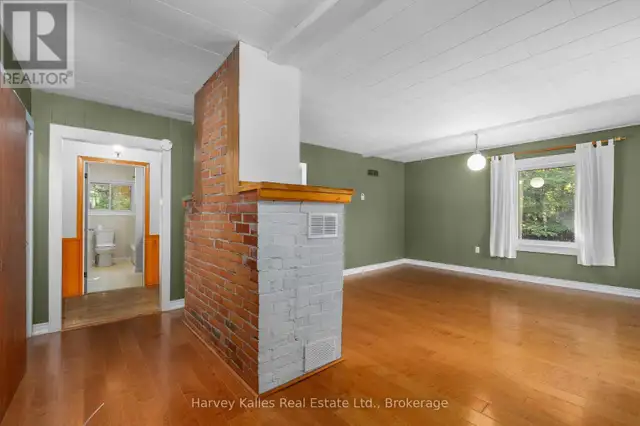 835 MUSKOKA ROAD 3 N Huntsville (Chaffey), Ontario in Houses for Sale in Muskoka - Image 15