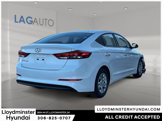 2017 Hyundai Elantra in Cars & Trucks in Lloydminster - Image 2