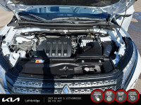 2025 Mitsubishi Eclipse Cross SE Experience the Mitsubishi Eclipse Cross SE with only 63 km on the o... (image 8)