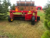 Very low hour 2017 New Holand H7230 Discbine Mower