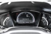 Nouvel Arrivage! La Honda Civic LX 2021 est une berline compacte reconnue pour sa fiabilité, son eff... (image 7)