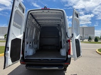 Alexander The Great Inc. Auto Sales 2695 Durante Way Milton, ON, L9T 5J1 Phone: 416-839-1558 2022 Me... (image 9)