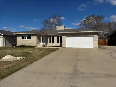 R31//Swan River/This stunning 5-bedroom, 4-bathroom bungalow is nestled in one of Swan River s most...