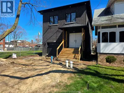 JUST OVER 1YR OLD, 4 BEDROOMS AND 4 FULL BATHROOM SERVING MULTILPURPOSE, LIVE IN ONE UNIT AND RENT T...