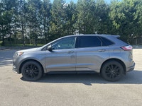 // ACCIDENT FREE!! // This 2024 Ford Edge ST Line AWD | No Accidents | Panoramic Sunroof | Heated St... (image 9)