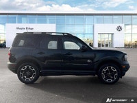 Perfectly blending rugged capability with everyday comfort, this 2022 Ford Bronco Sport Outer Banks... (image 5)