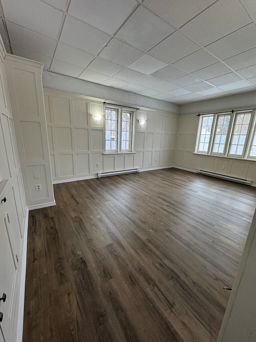 Spacious Bachelor Close to Downtown Kitchener! (Unit 3) 3
