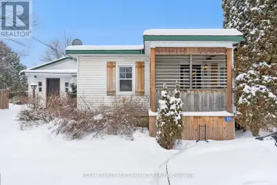 Spacious and versatile 4-bedroom, 2-full bath bungalow available for short-term or long-term lease i...