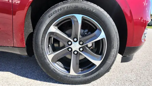 2020 Buick Enclave Essence Essence AWD // Sun & Navigation Pk...605033083574702089